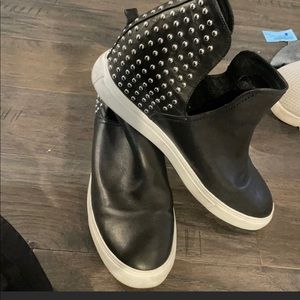 Item still available Steven madder wedges